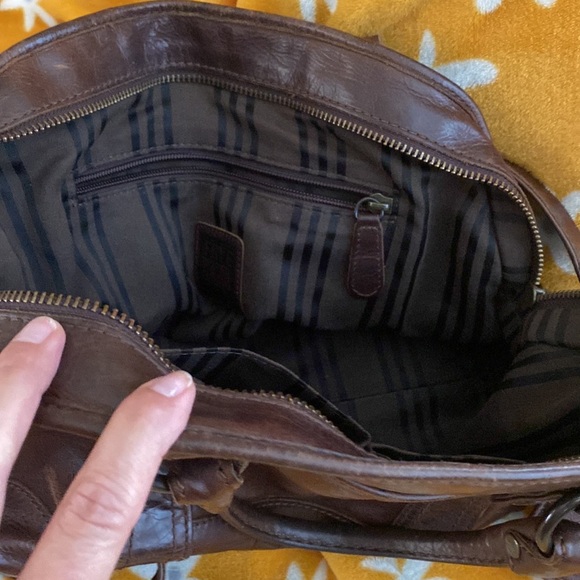 Cleaning out closet - Picture 4 of 5